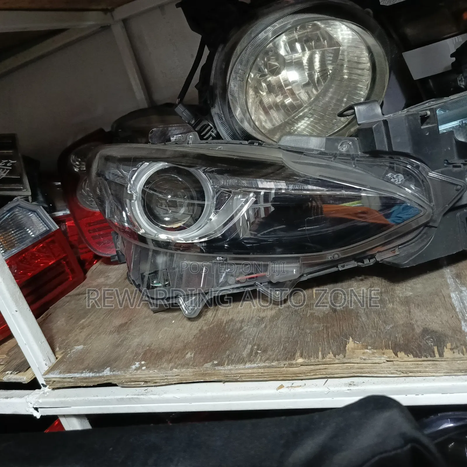 Mazda Axela 2016 RHS Side Part F Headlight Zenon.