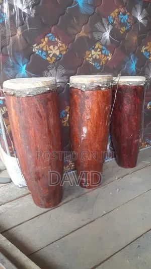 Isukuti Drums