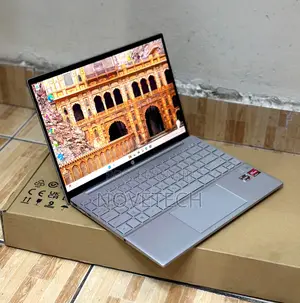 Laptop HP Pavilion 13 8GB AMD Ryzen 7 SSD 512GB