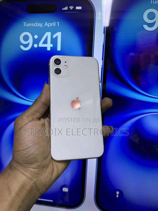 Apple iPhone 11 128 GB White - thumbnail 2