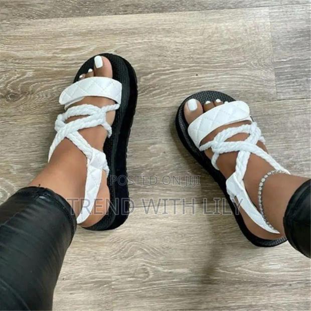 Straps Sandles