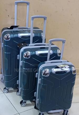 Heavy Duty Travel Suitcase - thumbnail 2