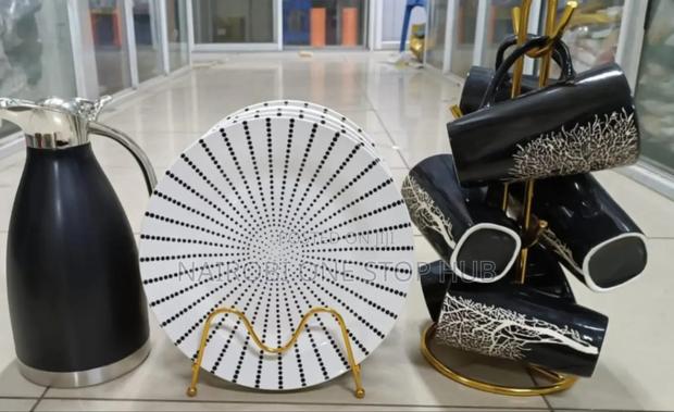 13 Pieces Quality Breakfast Set - main view