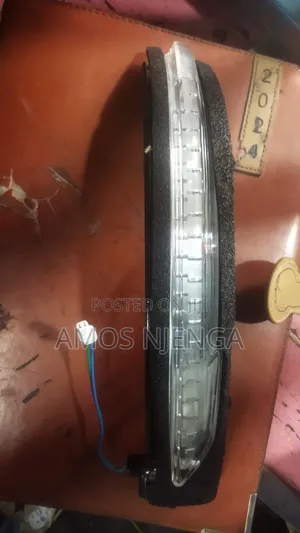 Nissan Xtrail Nt32 Sidemirror Indicator