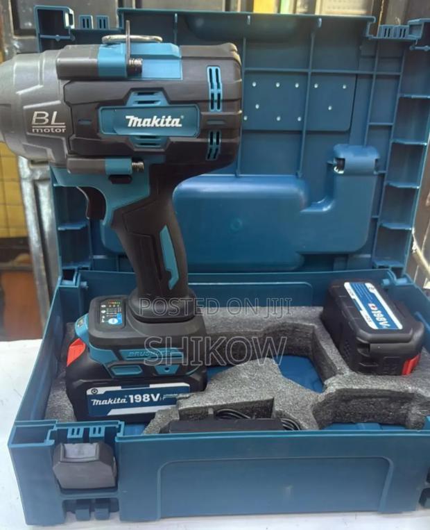 Makita 198v Cordless Impact Wrench.