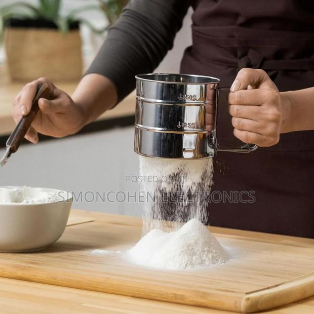 Handheld Stainless Steel Flour Sieve - main view