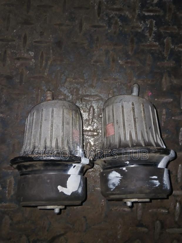 Engine Mount Mark X - thumbnail 2