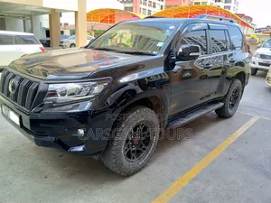 Land Cruiser Prado for Hire