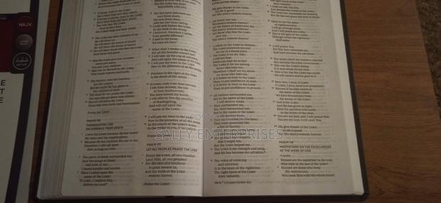 NKJV Value Large Print Thinline - thumbnail 2