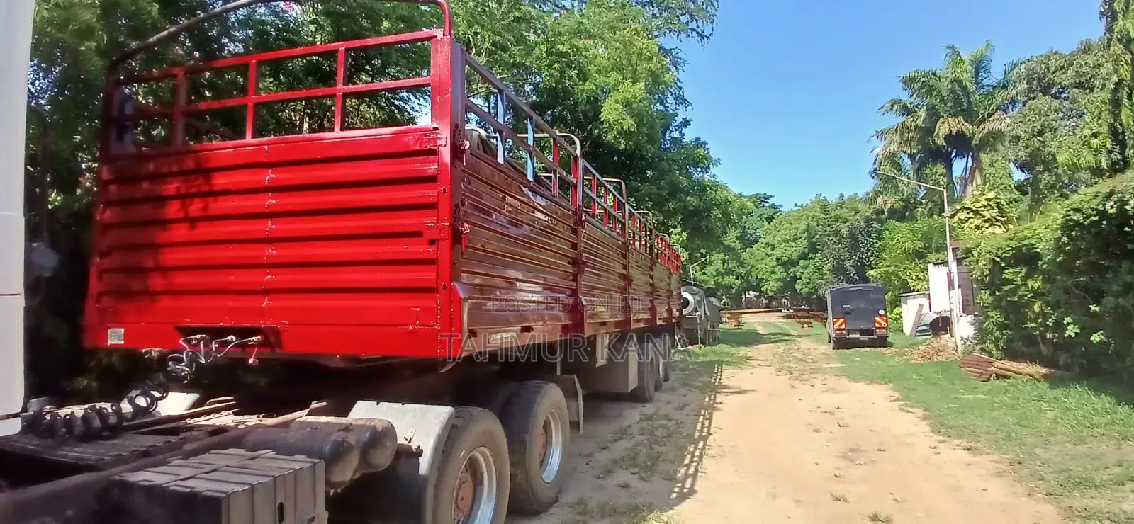 Truck Shacman and Transtrailer