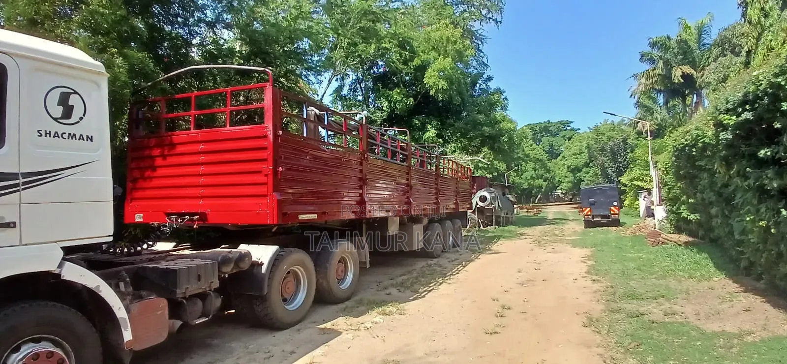 Truck Shacman and Transtrailer