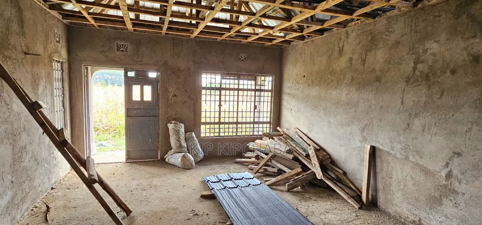 3bdrm Bungalow In Kibulgeny, Kiplombe For Sale