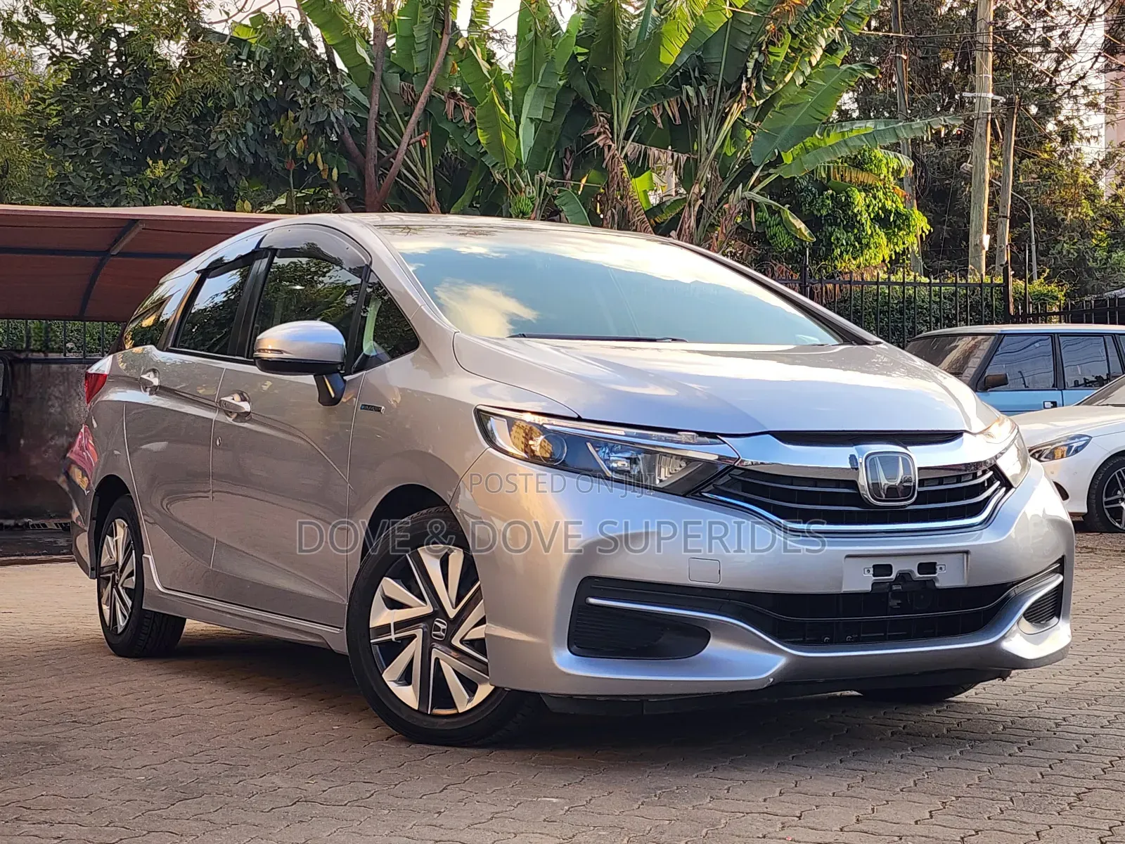 Honda Shuttle 1.5 Hybrid 2WD 2018 Silver
