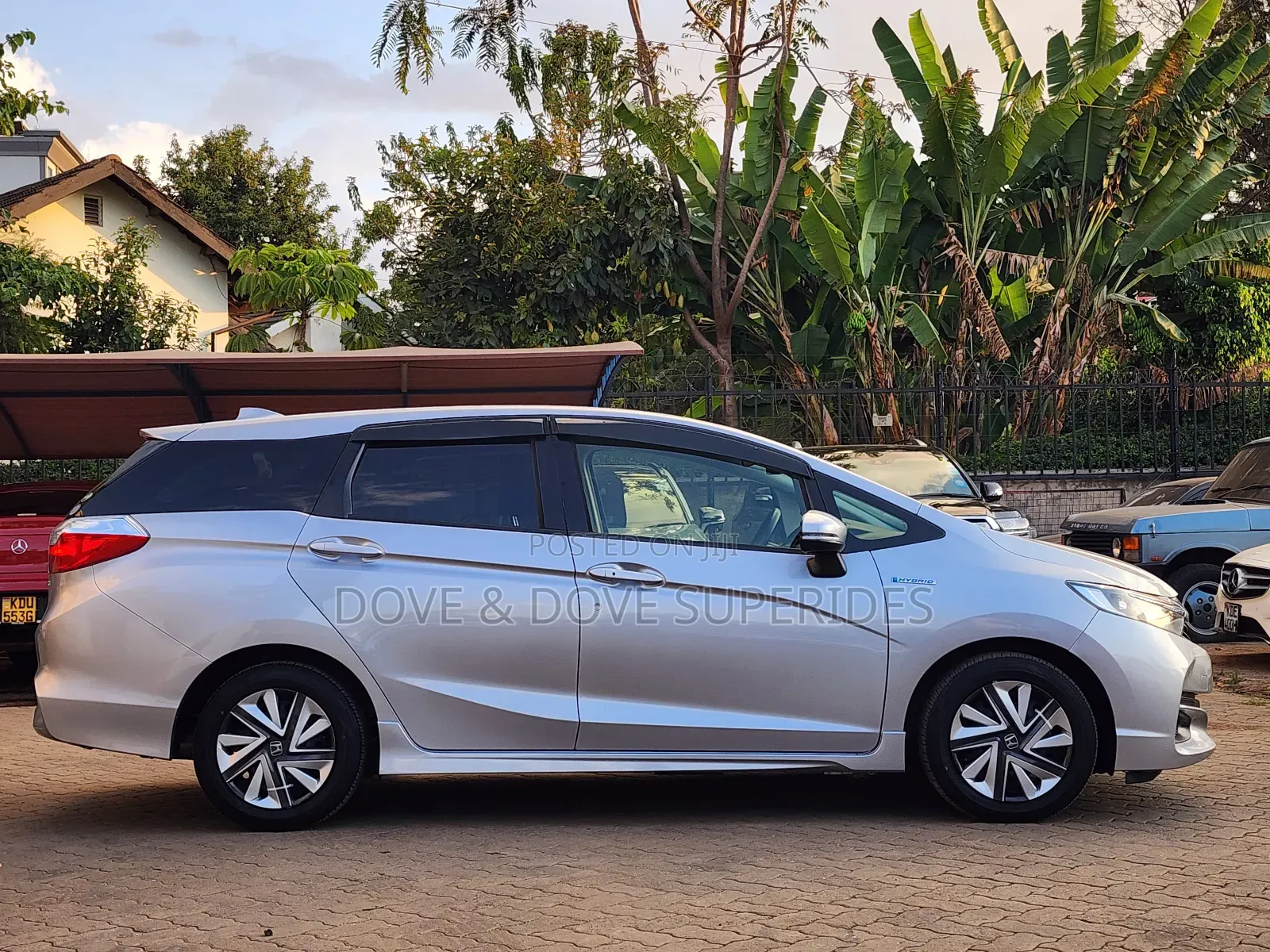 Honda Shuttle 1.5 Hybrid 2WD 2018 Silver