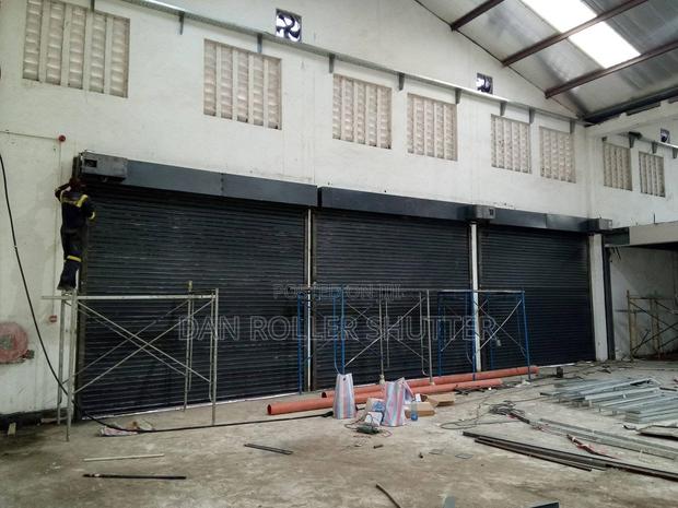 Remote-Control Roller Shutters for Easy Access - thumbnail 2
