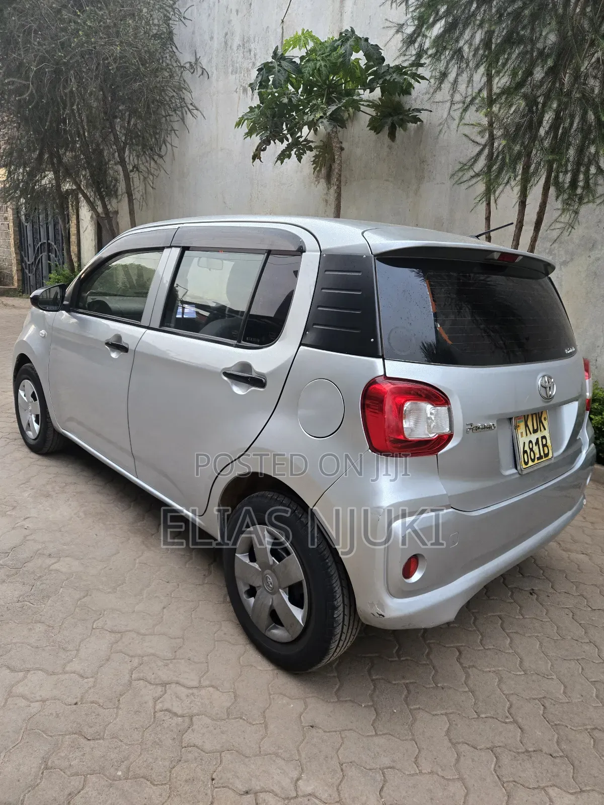 Toyota Passo 1.0 AWD 2015 Black