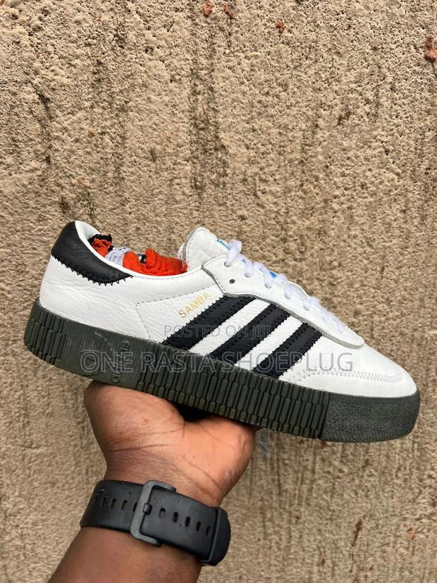 Sneakers Arena - thumbnail 4