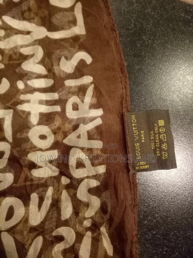 Top Designer Female Scarves - thumbnail 2