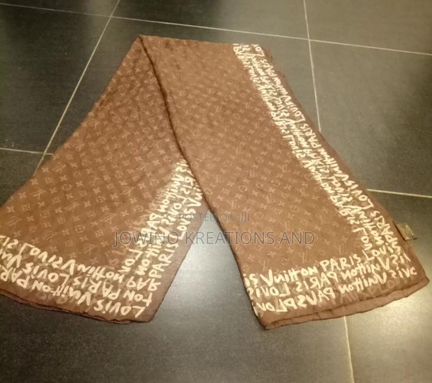 Top Designer Female Scarves - thumbnail 4