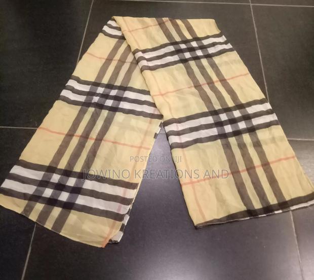 Top Designer Female Scarves - thumbnail 5