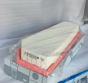 Engine Air Filter/Air Cleaner for Mercedes-Benz W204 W212 M271 Cgi