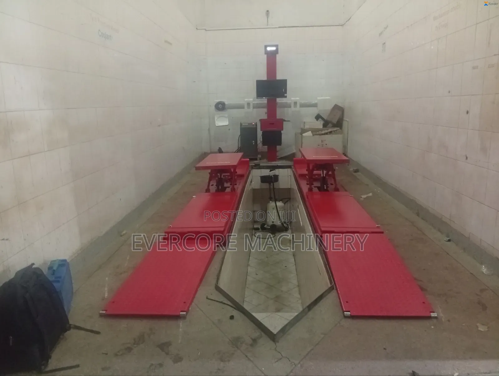 Fourpost Lift With Vehicle Wheel Alignment Machine 4tonne.