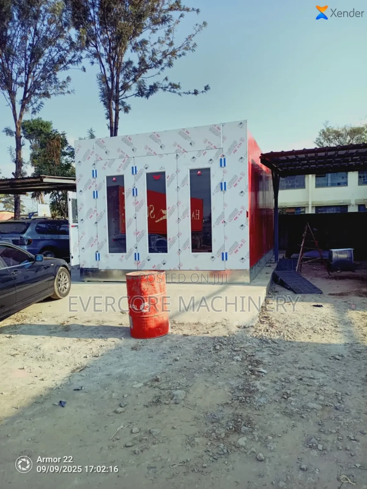 Electric Car Spray Booth Machine Fully Automatic.