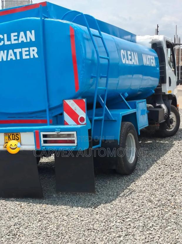 Faw Water Bowser - thumbnail 3