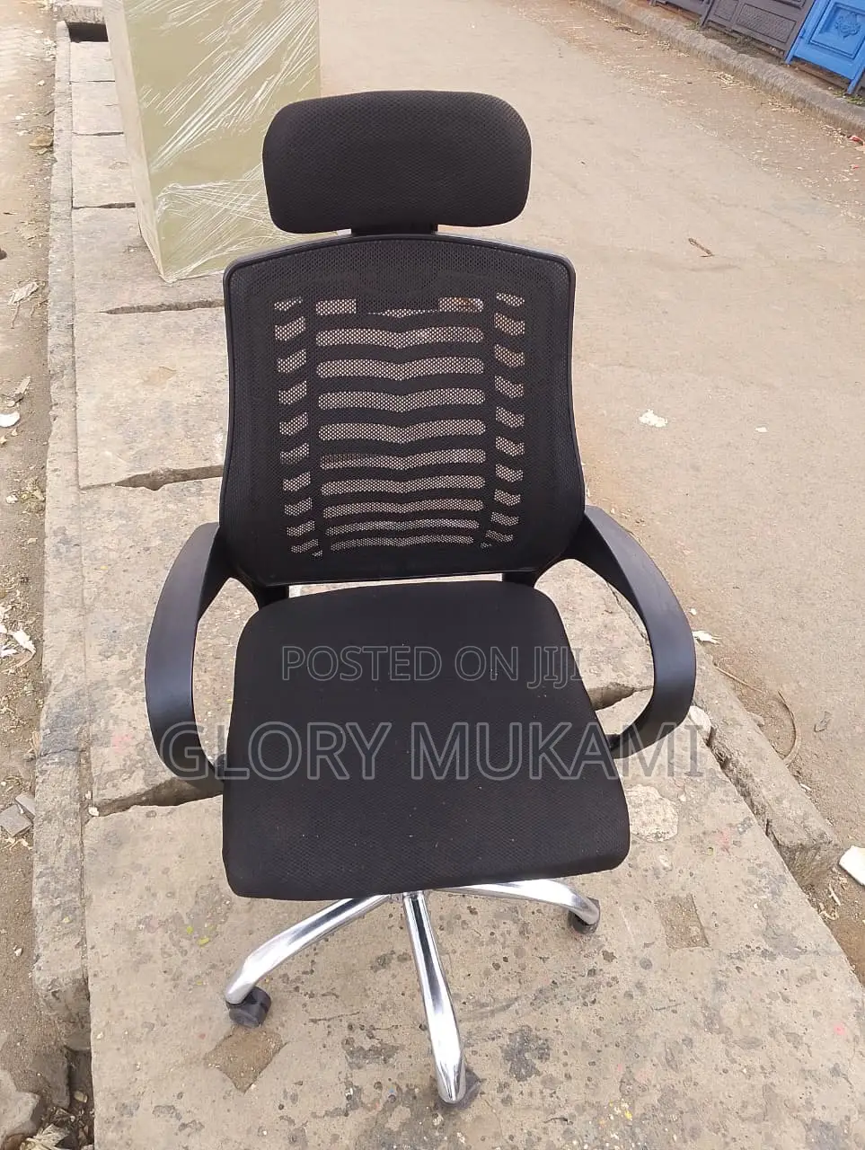 Mesh Headrest Office Chair