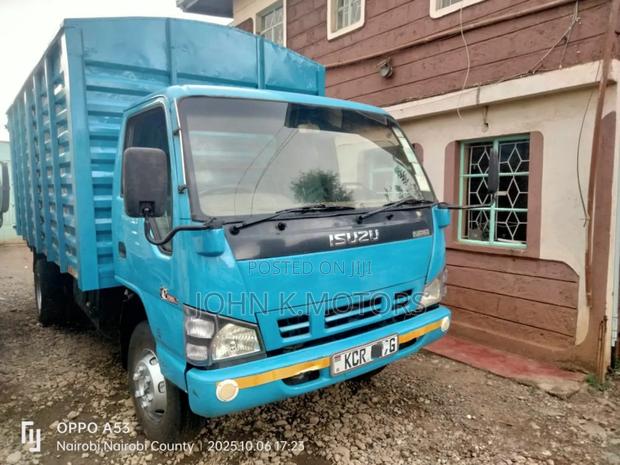 Isuzu NPR Truck ( 2018 Model)