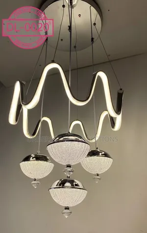 Crest and Crystal Pendant Lights 
