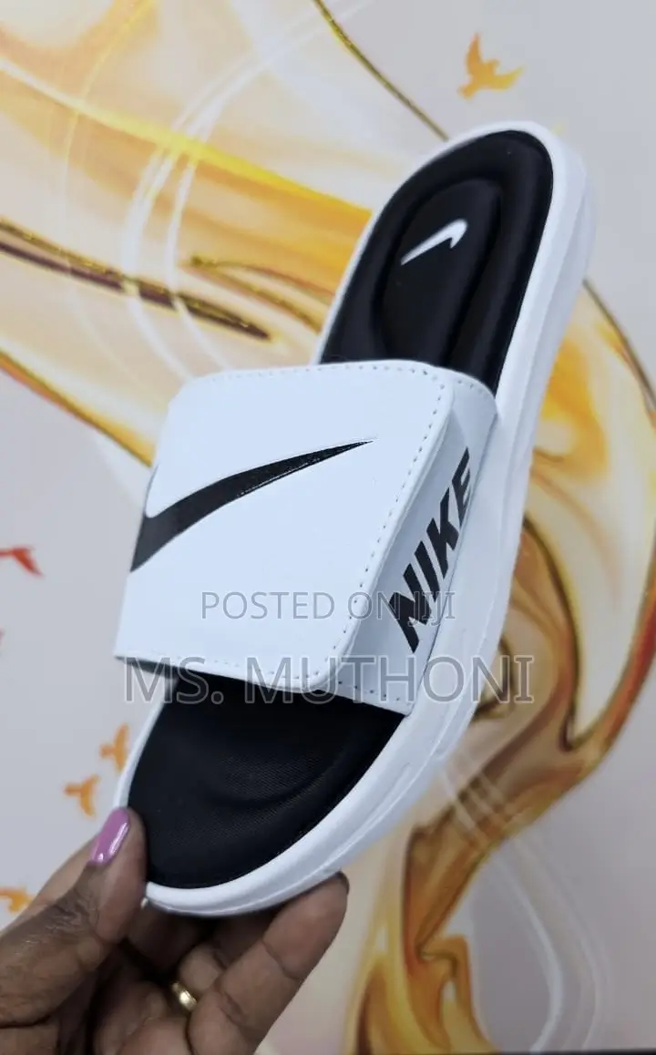 100 % Premium Nike Air Slip on Sandals Size 40-45