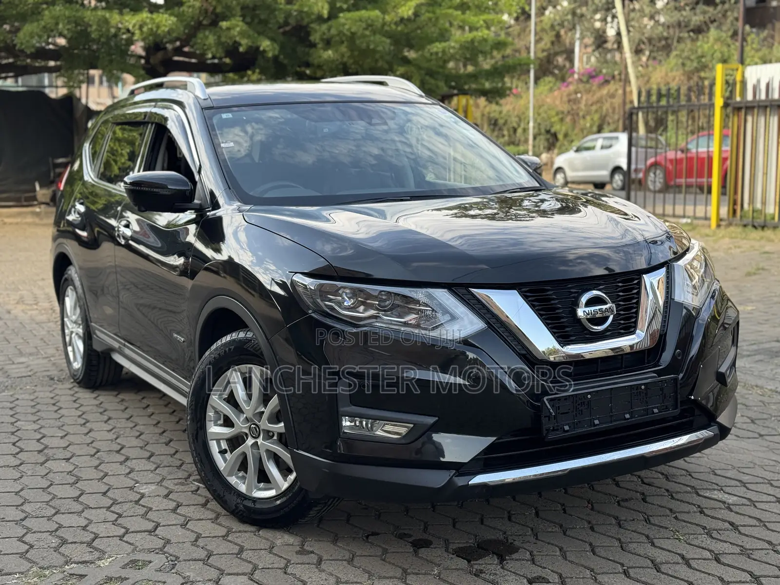 Nissan X-Trail 2.0 Hybrid FWD 2018 Black