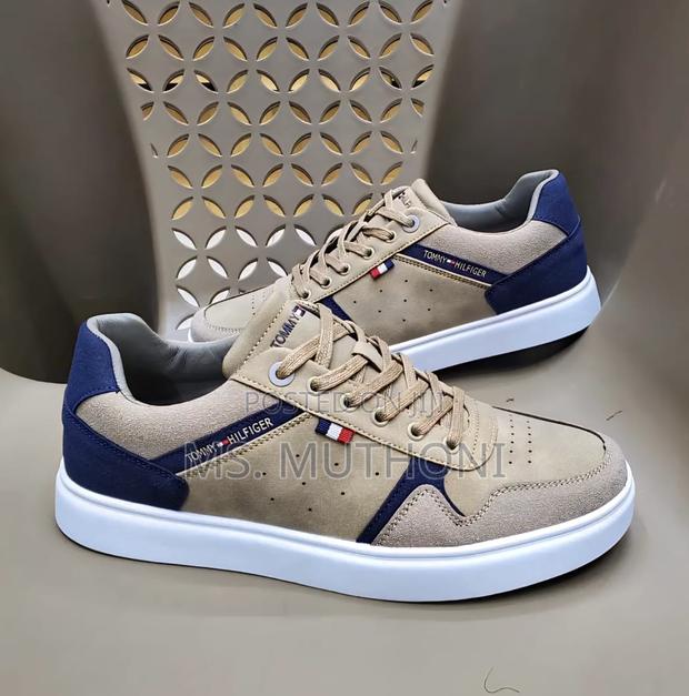 New Design T . Hilfigher Size 40-45 - thumbnail 5