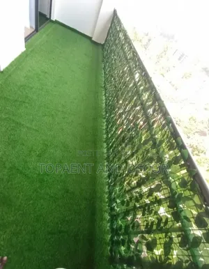 Fresh Natural Look Artificial Grass Carpet for Balcony
