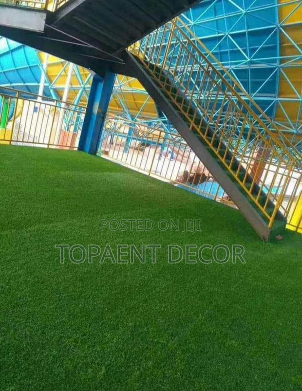 20mm Kids Playground Touch Of Green Elegance Artificial Grass Carpet