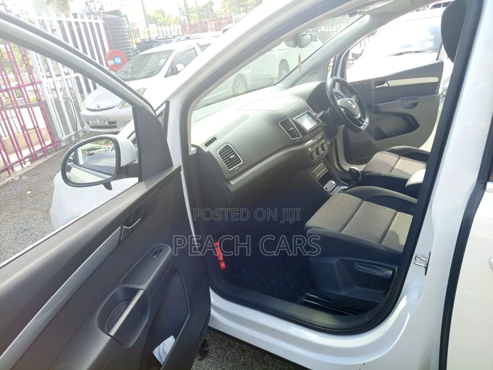 Volkswagen Sharan 2016 White