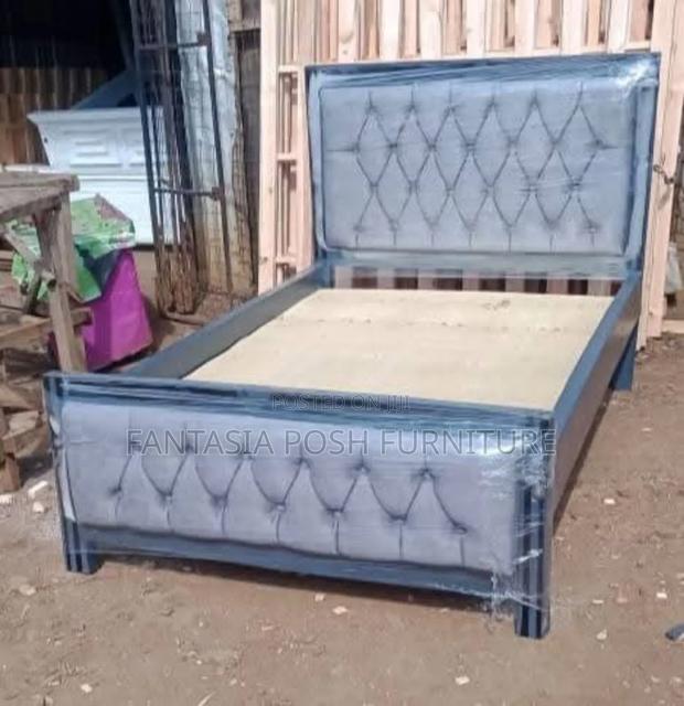 5x6 Grey Button-Tufted Bed - Free Delivery - main view