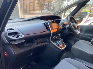 Nissan Serena 2018 Black