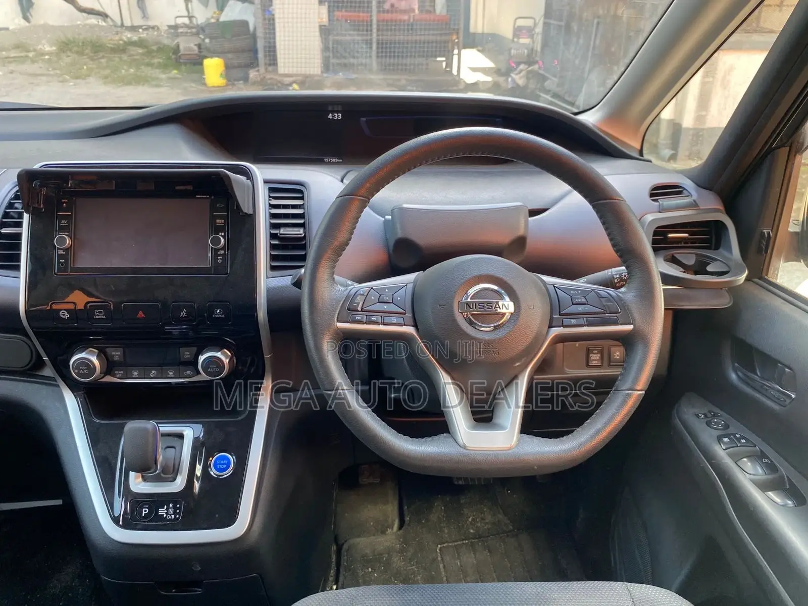 Nissan Serena 2018 Black
