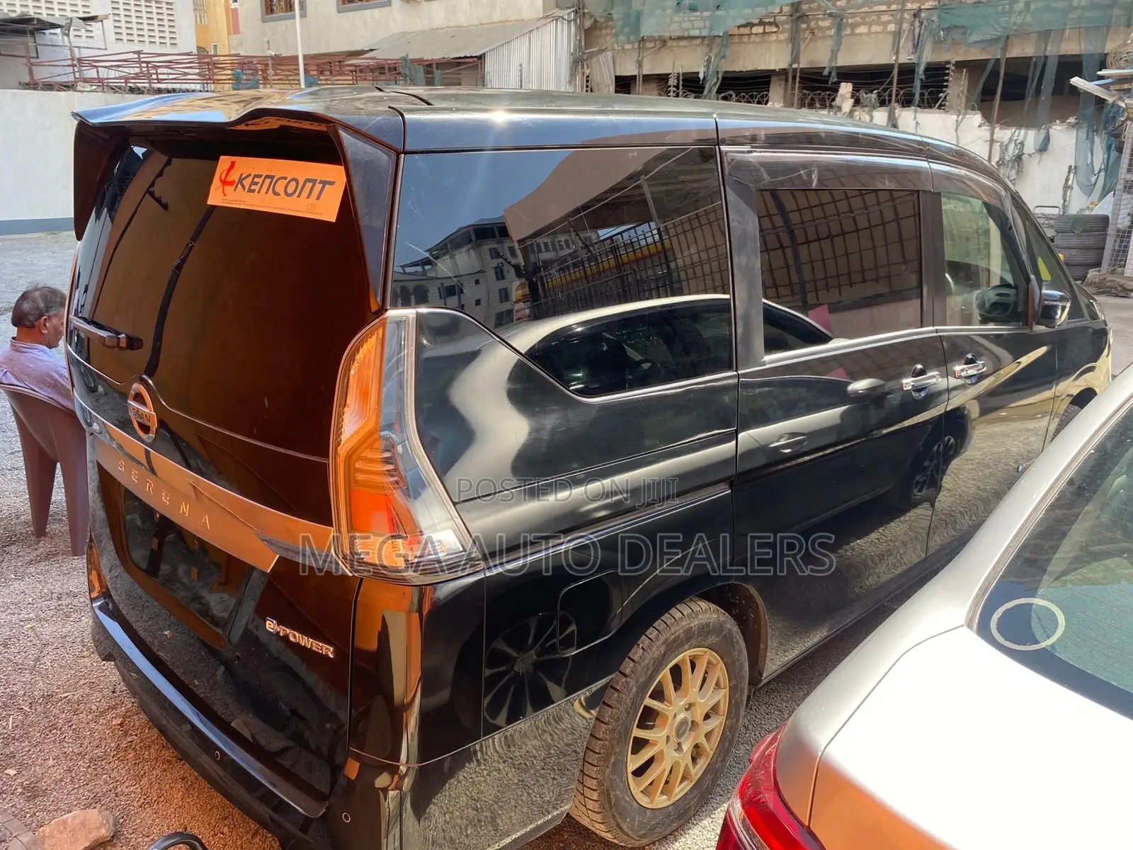 Nissan Serena 2018 Black