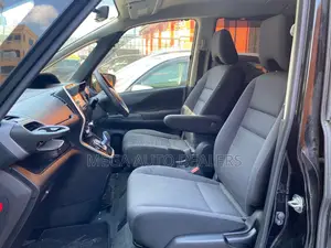 Nissan Serena 2018 Black
