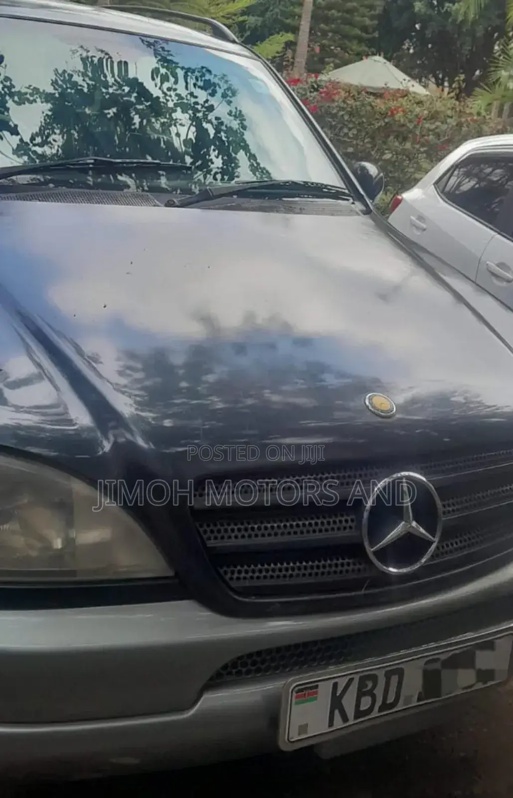 Mercedes-Benz E320 2000 Gray