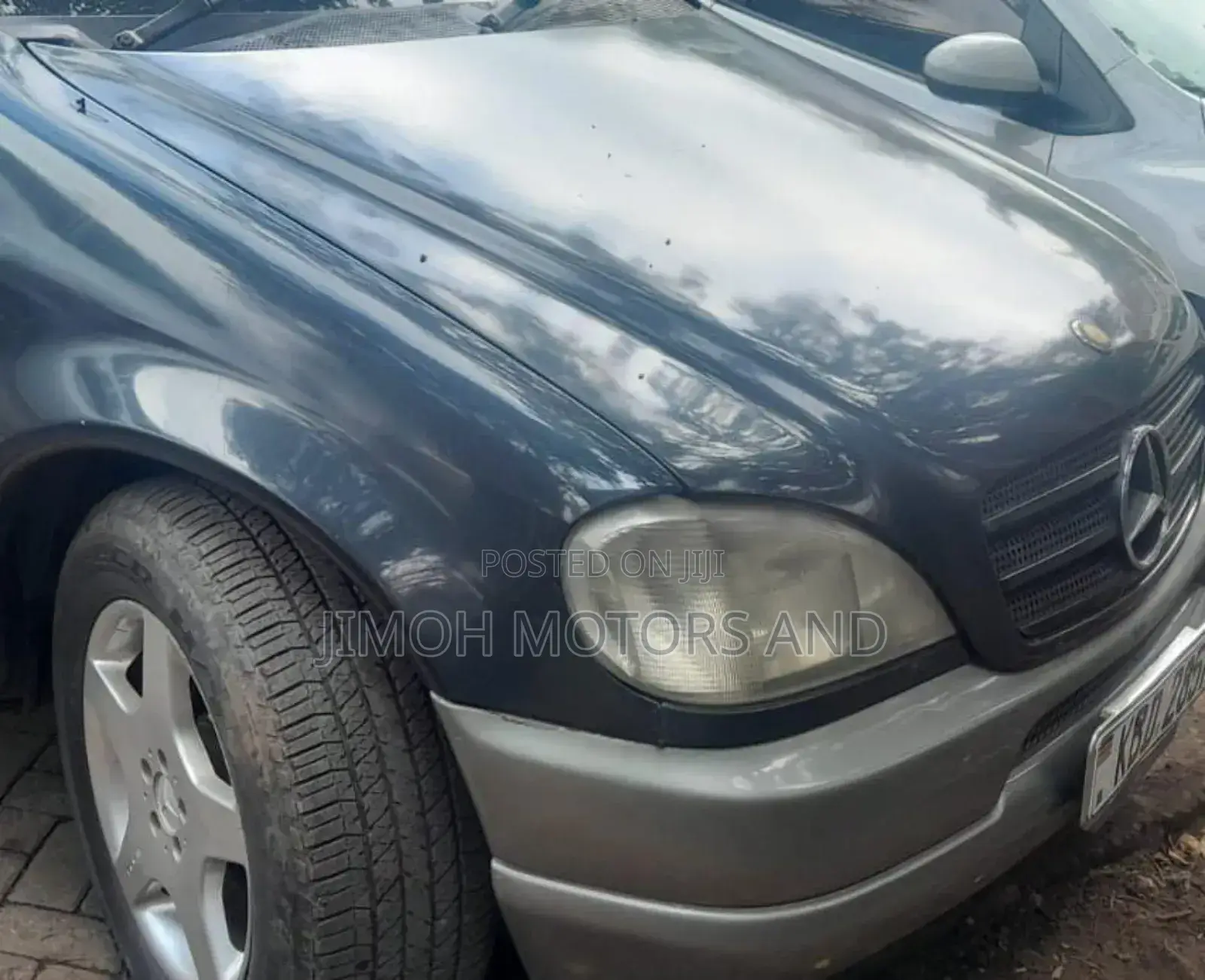 Mercedes-Benz E320 2000 Gray