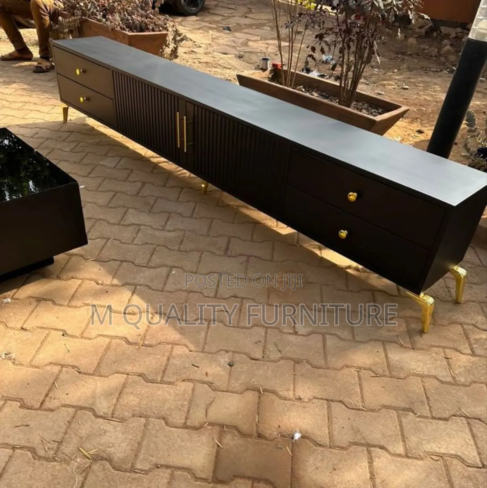 Black.Long Classy Tv Stands