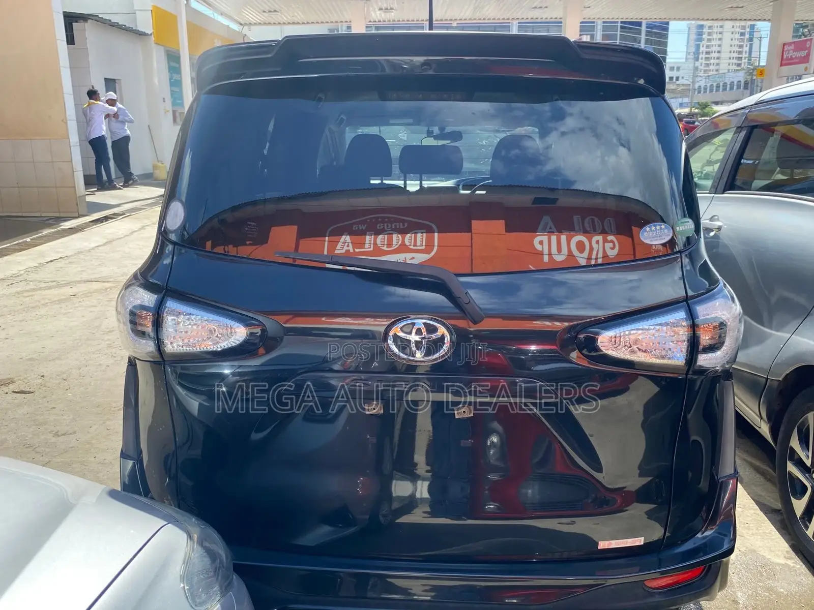 Toyota Sienta 2018 Black