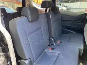 Toyota Sienta 2018 Black