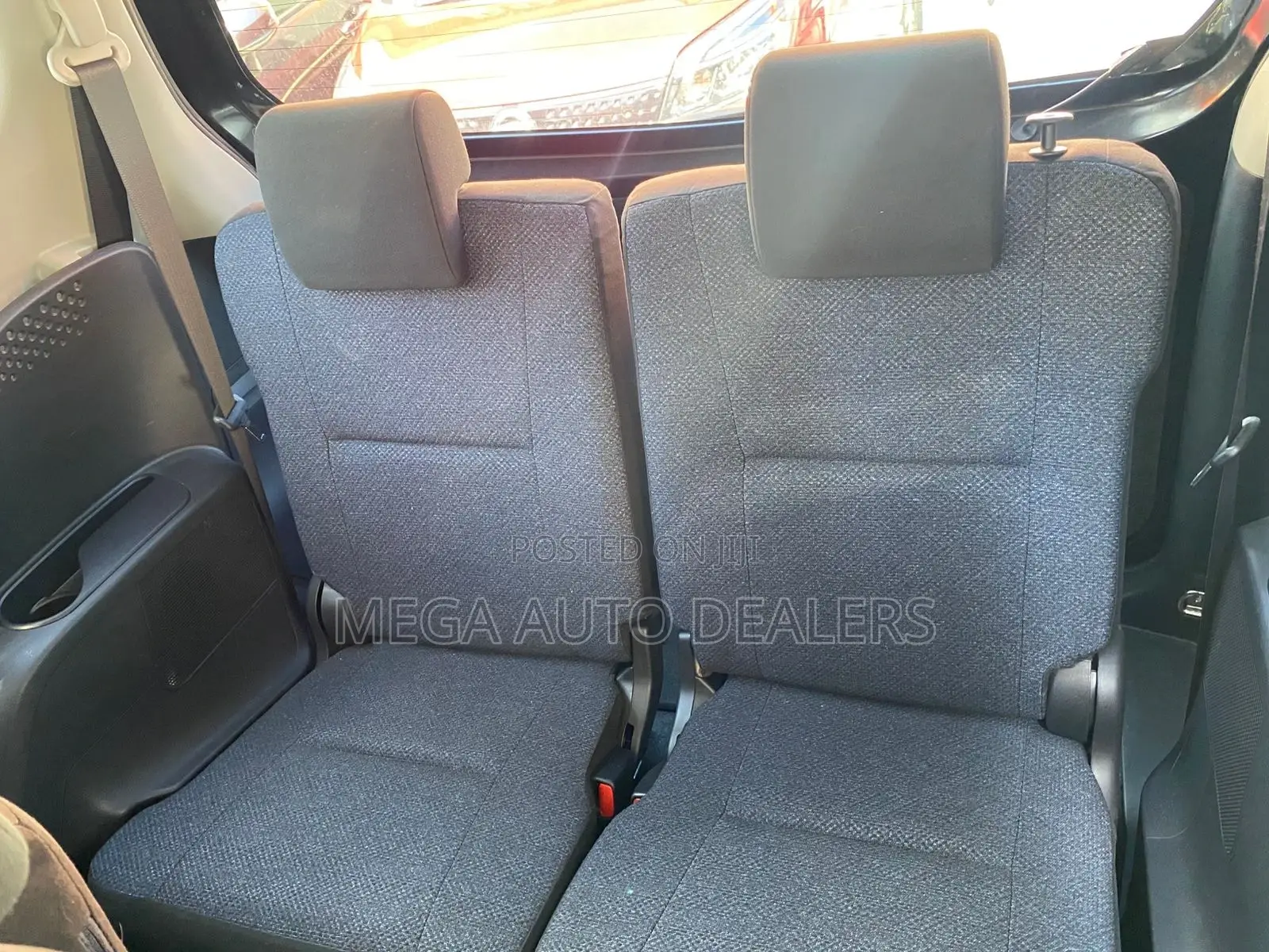 Toyota Sienta 2018 Black