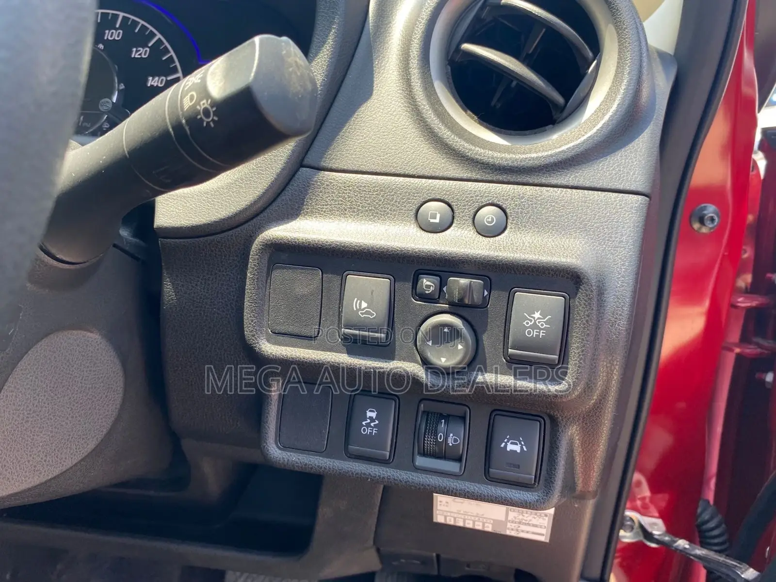 Nissan Note 2018 Red