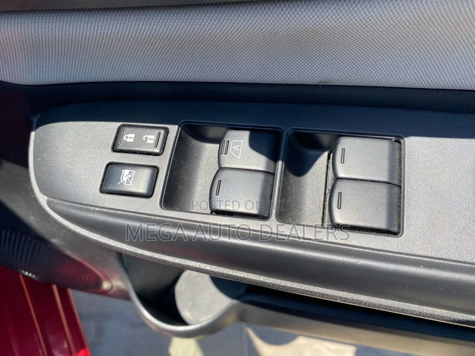 Nissan Note 2018 Red